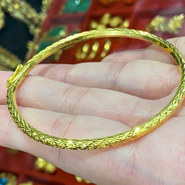 Vintage 24K 980 Solid Yellow Gold Diamond Cut Bangle 54MM