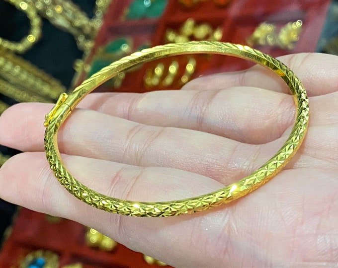 Vintage 24K 980 Solid Yellow Gold Diamond Cut Bangle 54MM