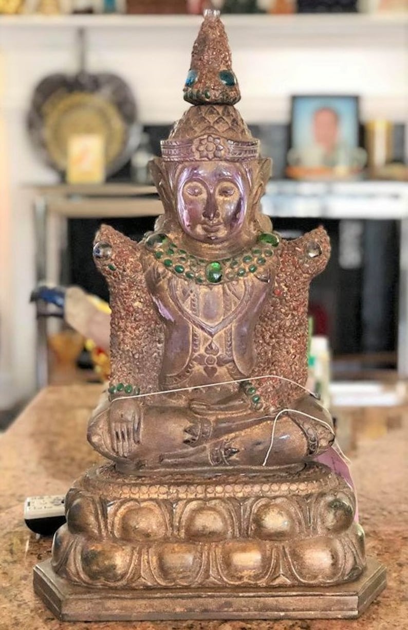 Antique Amethyst 19th 20th Century Carved Phra Hin Buddha Statue 22,400grams image 2