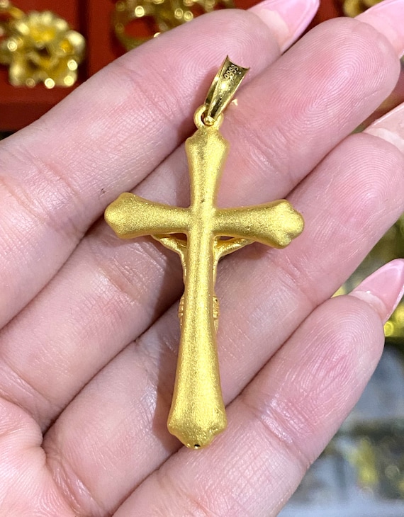 Vintage 24K 9999 Pure Gold Crucifix Cross Pendant. - image 3