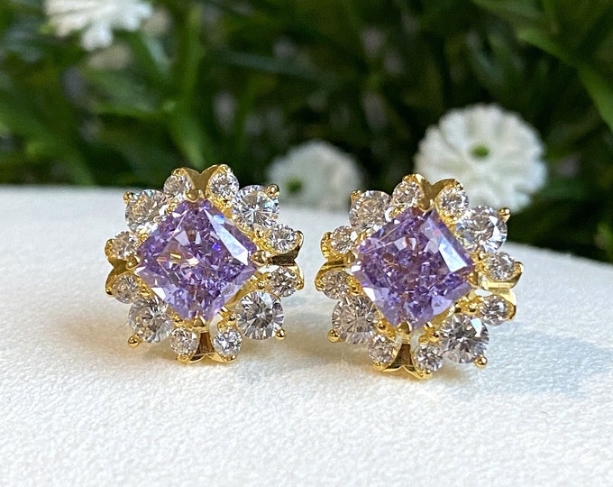 Vintage 15K 610 Solid Yellow Gold Light Purple Amethyst & White Topaz Earrings.