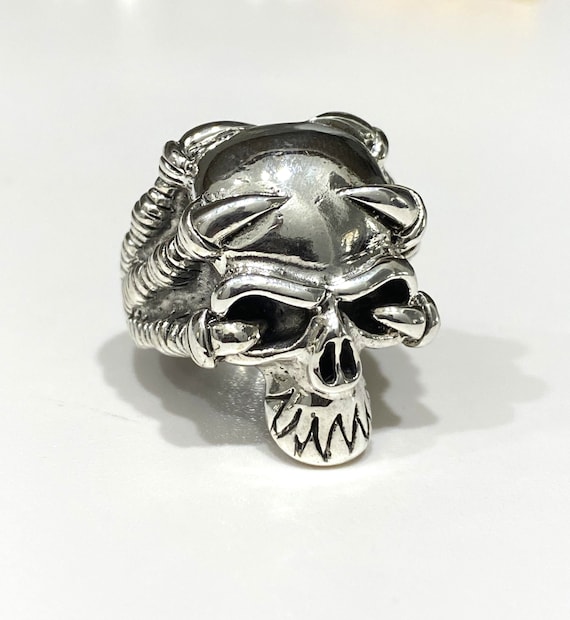 Vintage Sterling Silver Skull Ring Size 9.5 - Etsy Vintage Sterling Silver Skull Ring Size 9.5 - Etsy