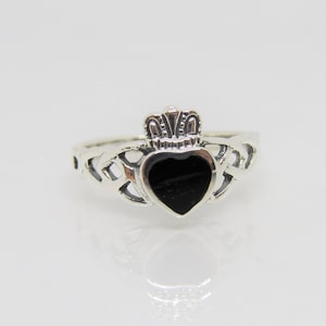 Vintage Claddagh Sterling Silver Black Onyx Ring Size 8