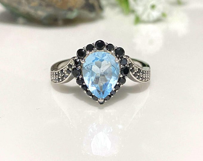 Vintage Sterling Silver Natural Blue Topaz & Black Sapphire Ring Size 8 1/4