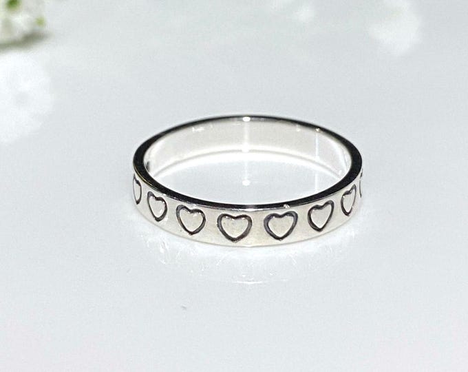 Sterling Silver Heart Band Ring Size 7