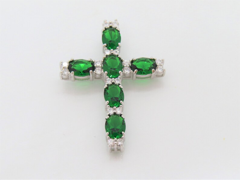 Vintage Sterling Silver Emerald /& White Topaz Cross Pendant