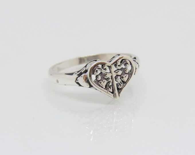 Vintage Sterling Silver Cross Heart Filigree Ring Size 9