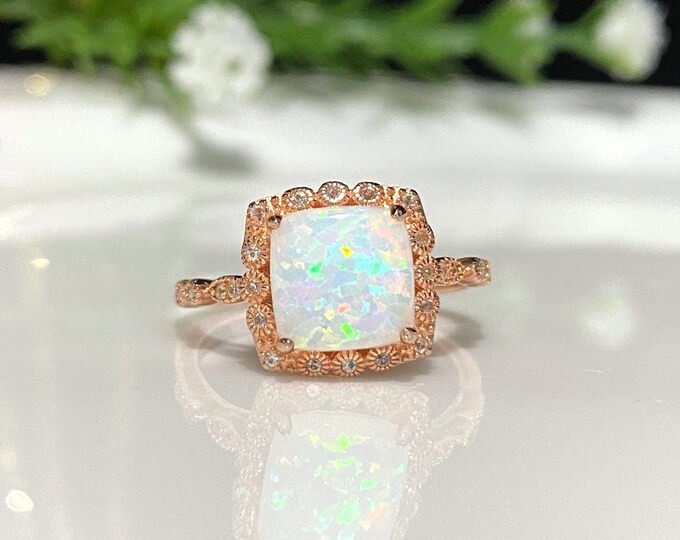 Vintage Sterling Silver Rose Gold Plated White Opal& White Topaz Ring Size 7