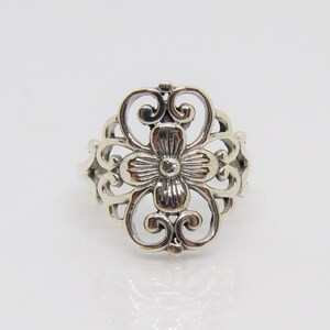 Vintage Sterling Silver Flower Filigree Dome Ring Size 6