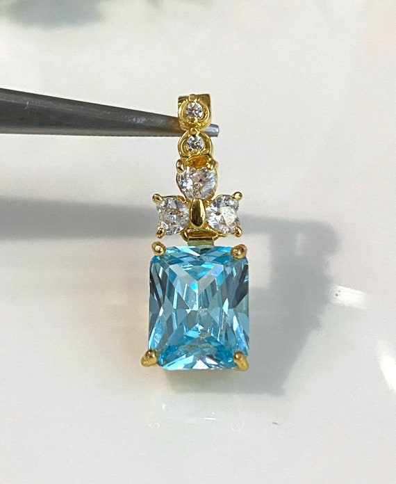 Vintage 15K 610 Solid Gold Aquamarine & White Topa