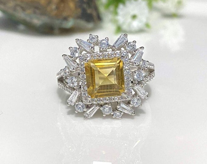 Vintage Sterling Silver Natural Citrine & White Topaz Ring Size 7 1/2