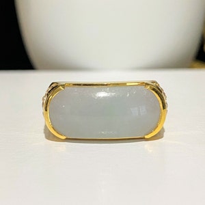 Vintage 18K Solid Yellow Gold Light Lavender Jadeite Jade White Topaz Ring Size 7