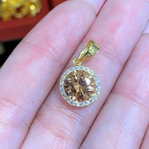 Vintage 18K Solid Gold Morganite & White Topaz Solitaire Pendant .