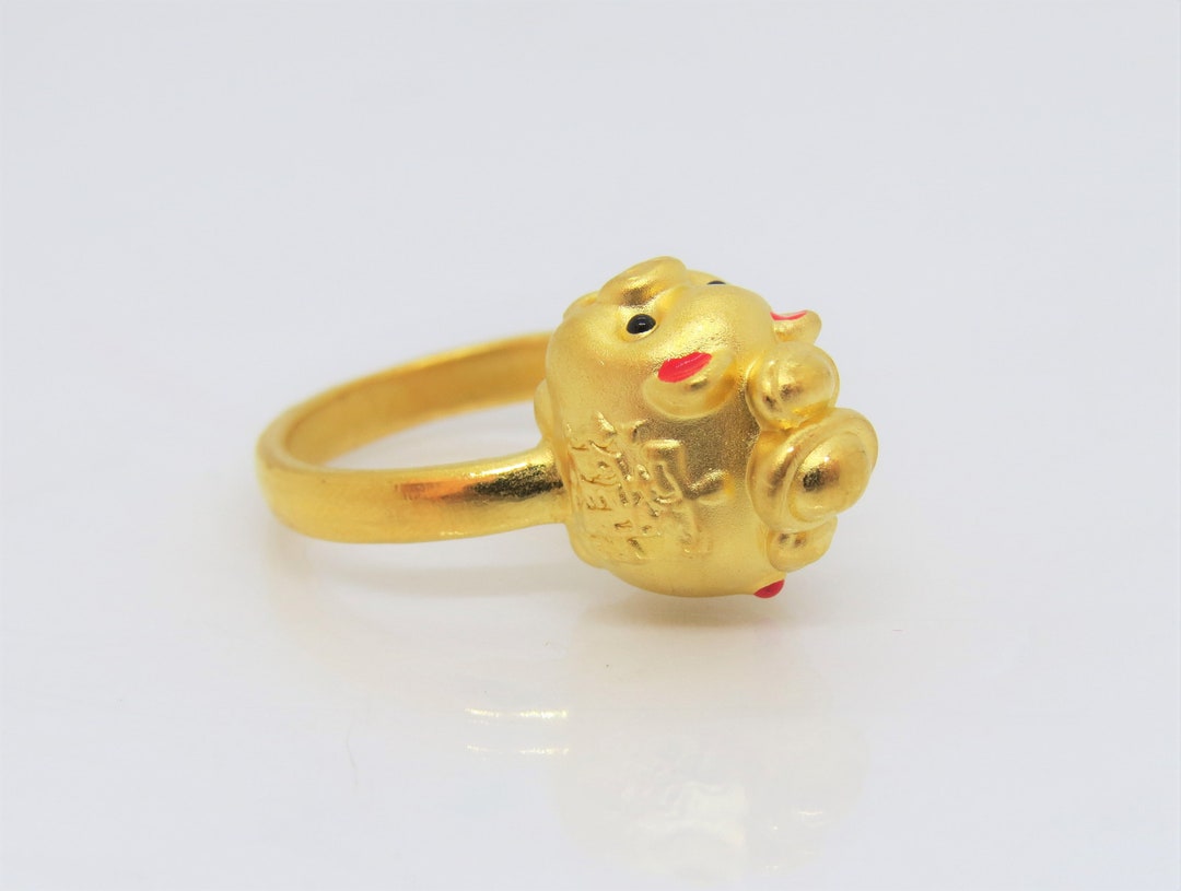 Gold pig best sale ring