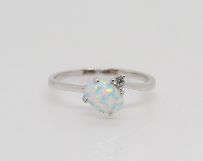 Vintage Sterling Silver Oval Fire Opal & White Topaz Ring Size 7