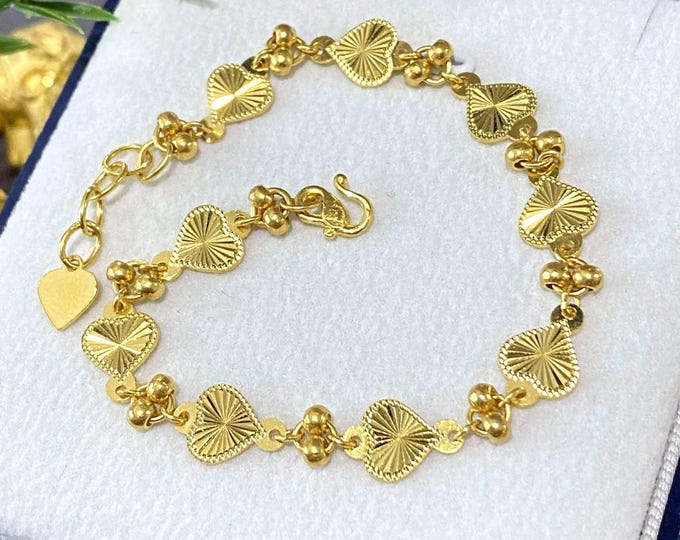 Vintage 24K 980 Solid Gold Hearts Link Chain Bracelet 6 2/8'' length.
