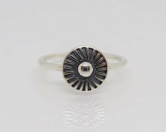 Vintage Sterling Silver Eye Ring Size 7