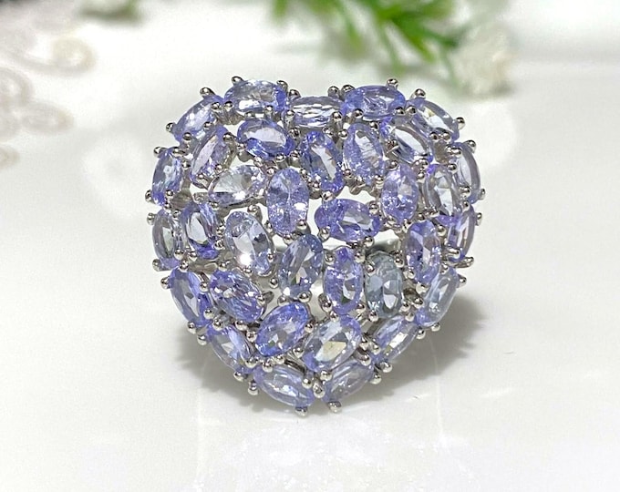 Vintage Sterling Silver Natural Oval cut Tanzanite Heart Ring Size 9