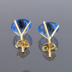 Vintage 18K Solid Yellow Gold 7.74ct Round cut Blue Spinel Stud Earrings 10MM image 5