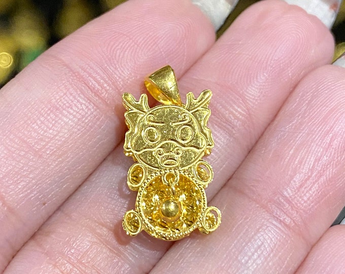 Vintage 24K 9999 Solid Gold Dragon Pendant.