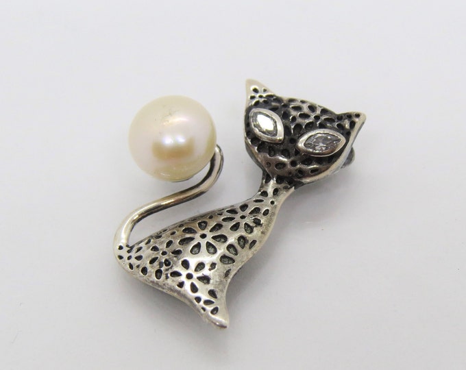 Vintage Sterling Silver White Topaz With Pearl Cat Pendant