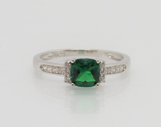 Vintage Sterling Silver Emerald & White Topaz Ring Size 6