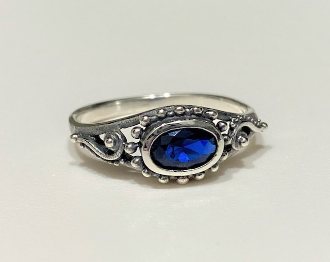 Sterling Silver Blue Sapphire Filigree Ring.
