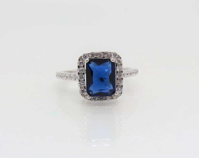 Vintage Sterling Silver Blue Sapphire & White Topaz Halo Ring Size 8