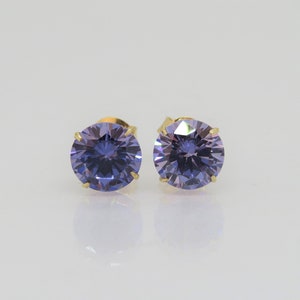 Vintage 18K Solid Yellow Gold Round cut Tanzanite Stud Earrings 7MM