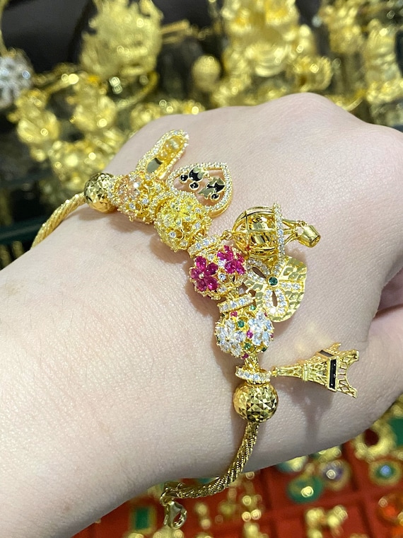 15K 610 Solid Yellow Gold Mixed Gemstones Charms Bangle