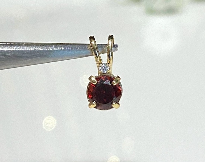 Vintage 14K Solid Yellow Gold Garnet & White Topaz Tiny Pendant