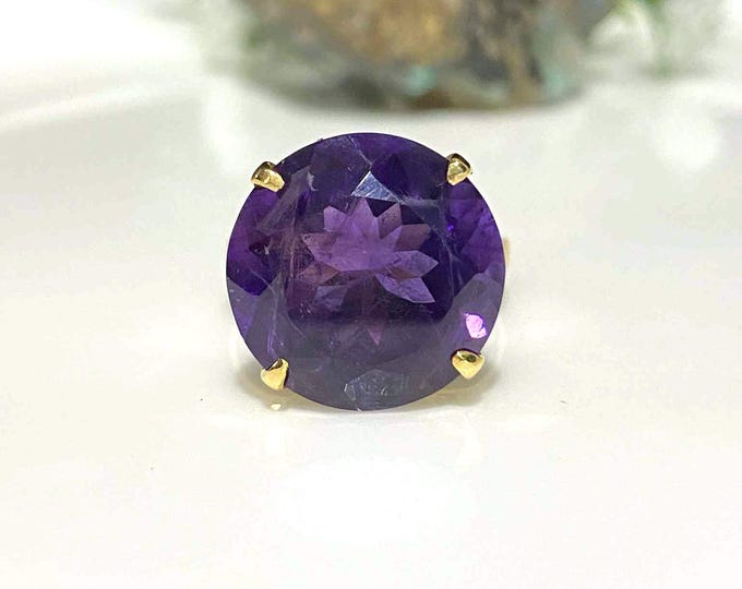 Vintage 14K Solid Yellow Gold 12.8ctw Natural Round cut Amethyst Ring Size 7