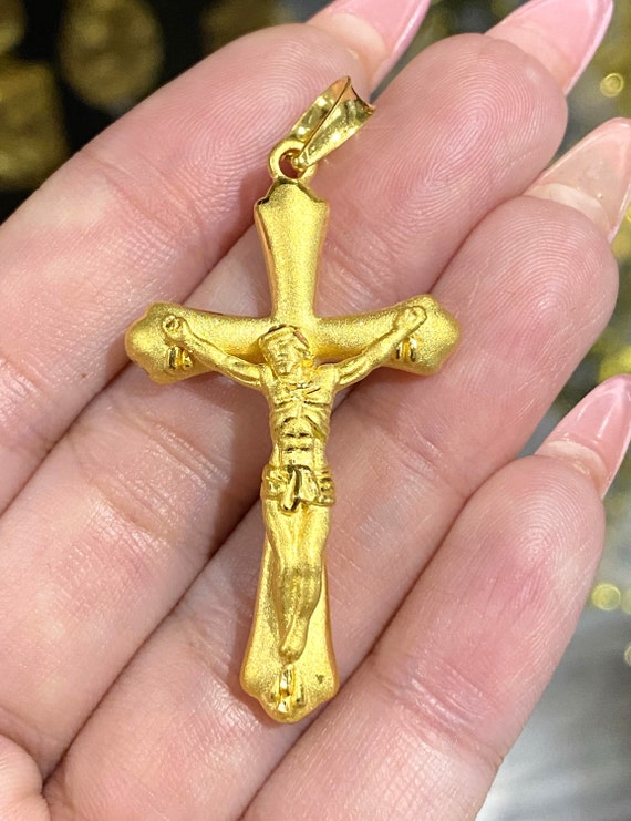 Vintage 24K 9999 Pure Gold Crucifix Cross Pendant. - image 1