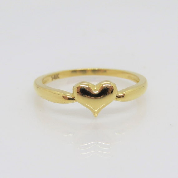 Vintage 14K Solid Yellow Gold Heart Ring Size 8 - image 2