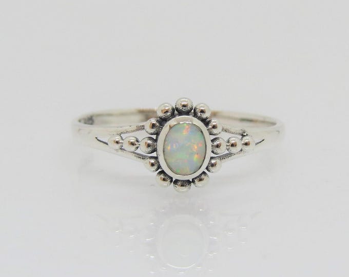 Vintage Bali Sterling Silver White Opal Dots Ring Size 7,9