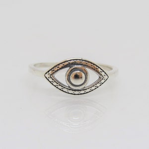 Vintage Sterling Silver Eye, Evil Eye Ring Size 9