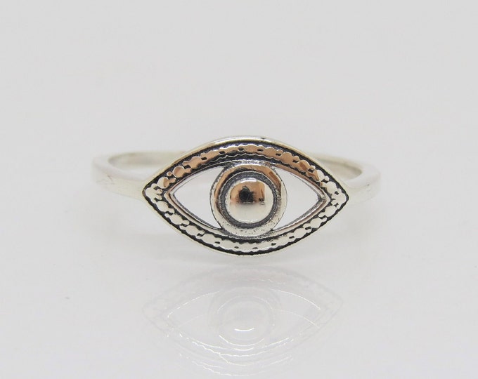 Vintage Sterling Silver Eye, Evil Eye Ring Size 9
