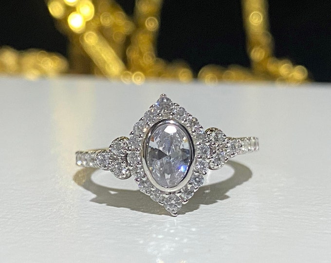 Vintage Sterling Silver White Topaz Halo Engagement Ring Size 6