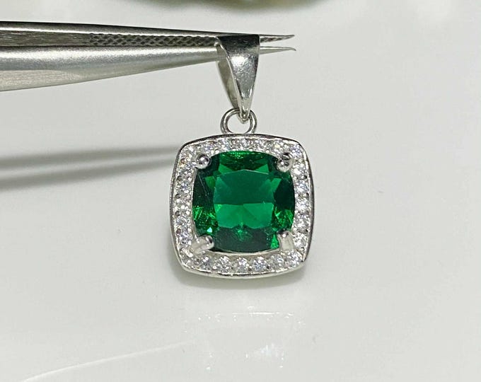 Vintage Sterling Silver Emerald & White Topaz Halo Pendant