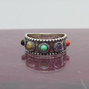 Vintage Sterling Silver Mixed Gemstones Band Ring.