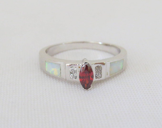 Vintage Sterling Silver Marquise cut Garnet, White Topaz & Inlay Opal Ring Size 6