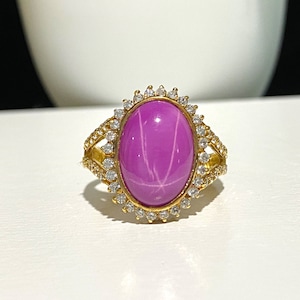 Vintage 18K Solid Yellow Gold Star Ruby & White Topaz Ring Size 7.5