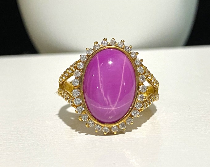 Vintage 18K Solid Yellow Gold Star Ruby & White Topaz Ring Size 7.5