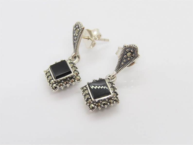 Vintage Sterling Silver Square Cut Black Onyx /& Marcasite Drop Earrings
