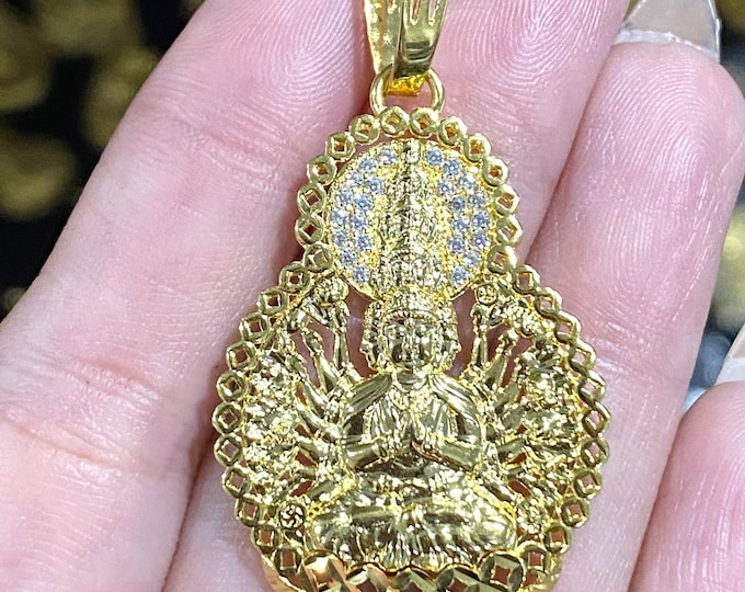 Vintage 18K Solid Gold White Topaz Buddha Pendant.