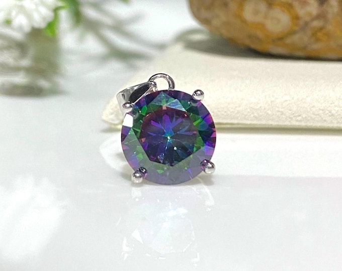Vintage Sterling Silver Round Mystic Topaz Solitaire Pendant.