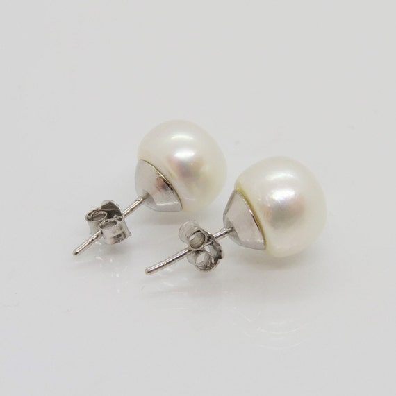 Vintage Sterling Silver White Pearl Stud Earrings… - image 1
