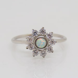 Vintage Sterling Silver White Opal & White Topaz Flower Ring Size 7