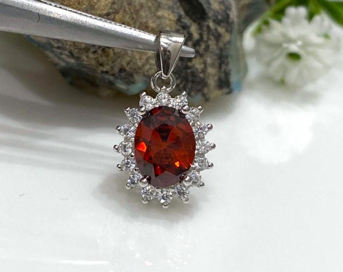 Vintage Sterling Silver Oval cut Garnet & White Topaz Pendant.