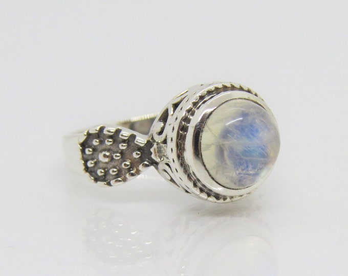 Sterling Silver Natural Moonstone Ring Size 6